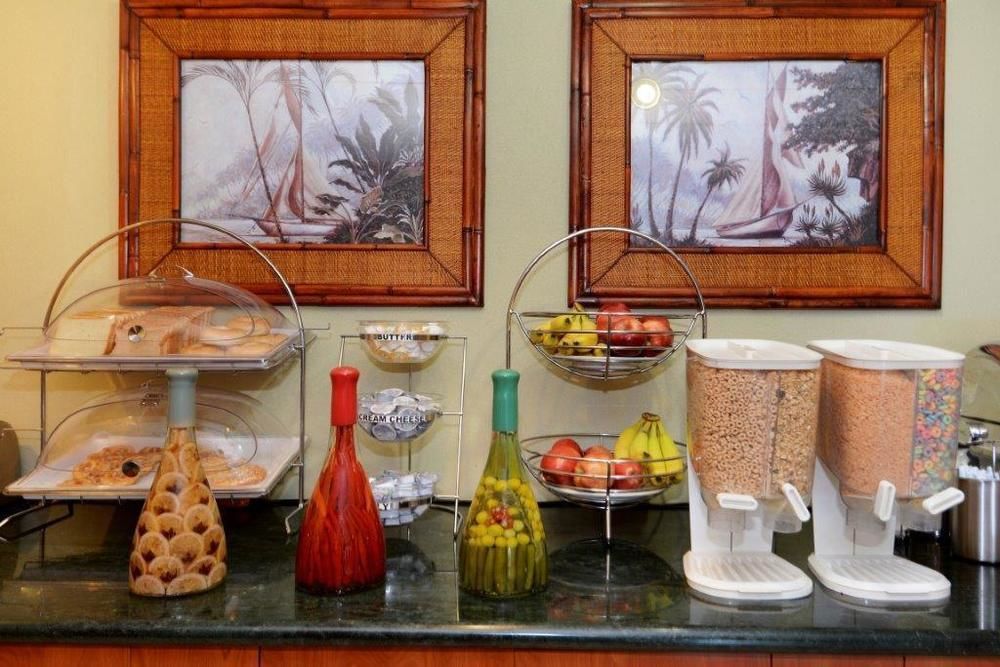 Gasthof Quality Palm International Airport